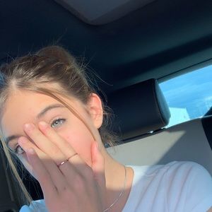 Meet your Posher, Megan